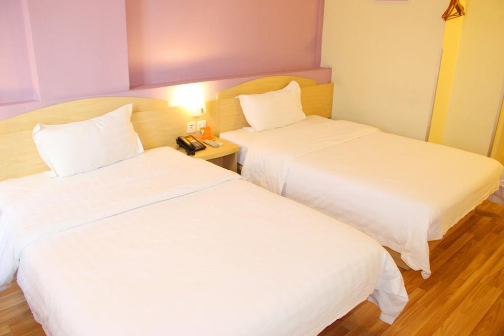 7Days Inn Heyuan Cultrual Palace Renren Le Bagian luar foto