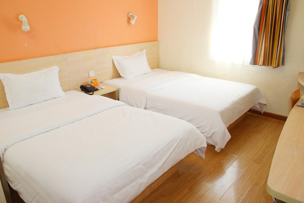 7Days Inn Heyuan Cultrual Palace Renren Le Bagian luar foto