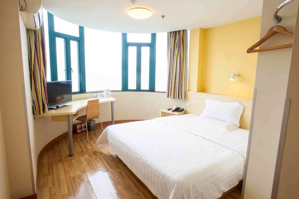 7Days Inn Heyuan Cultrual Palace Renren Le Ruang foto