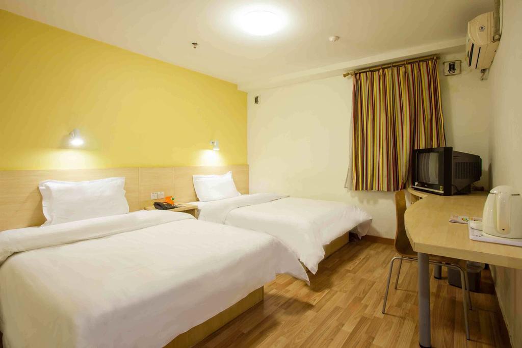 7Days Inn Heyuan Cultrual Palace Renren Le Ruang foto